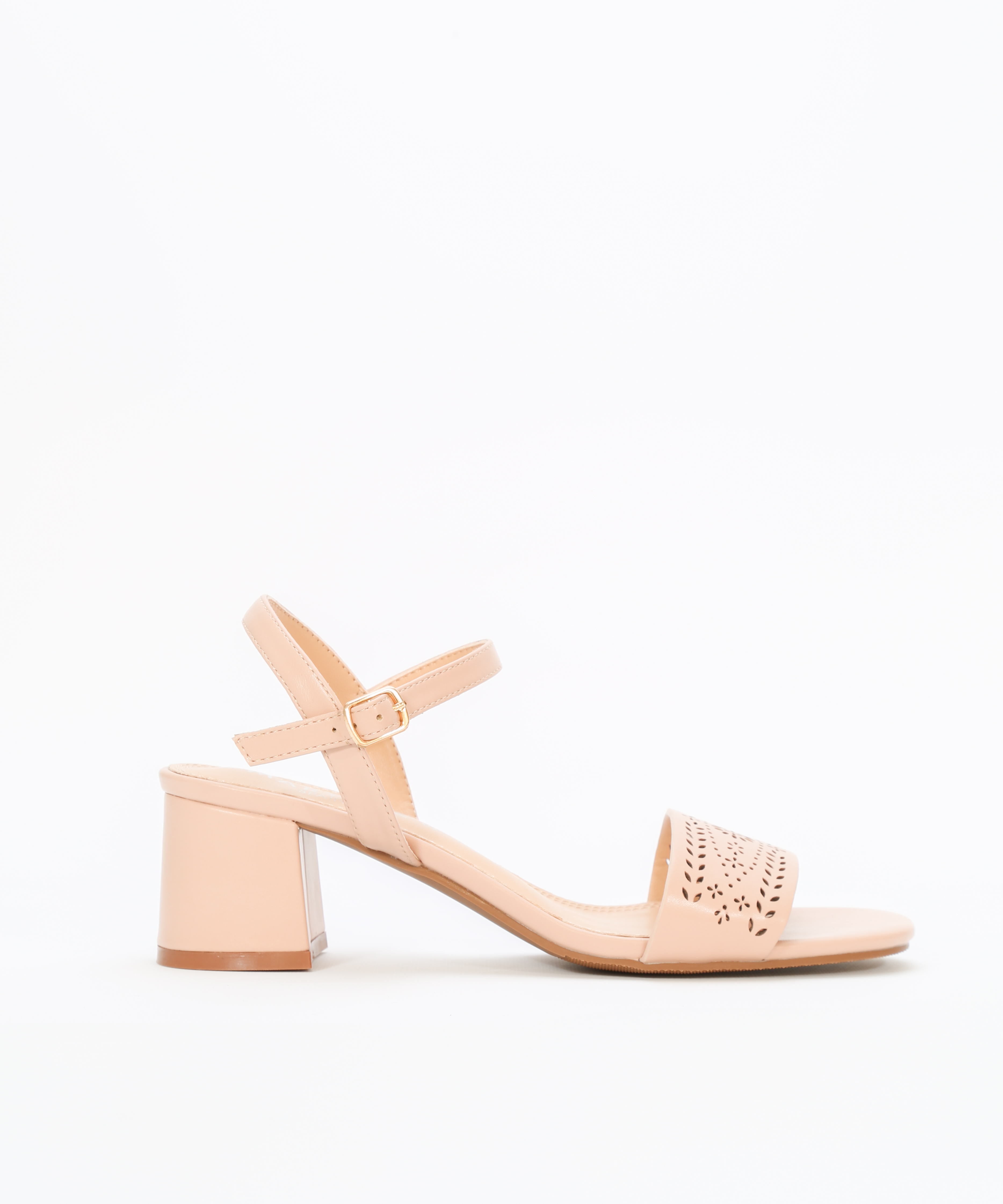 Sandalias tacón grabado